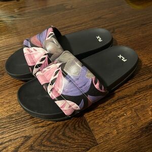 FLX Slides, size 8.5